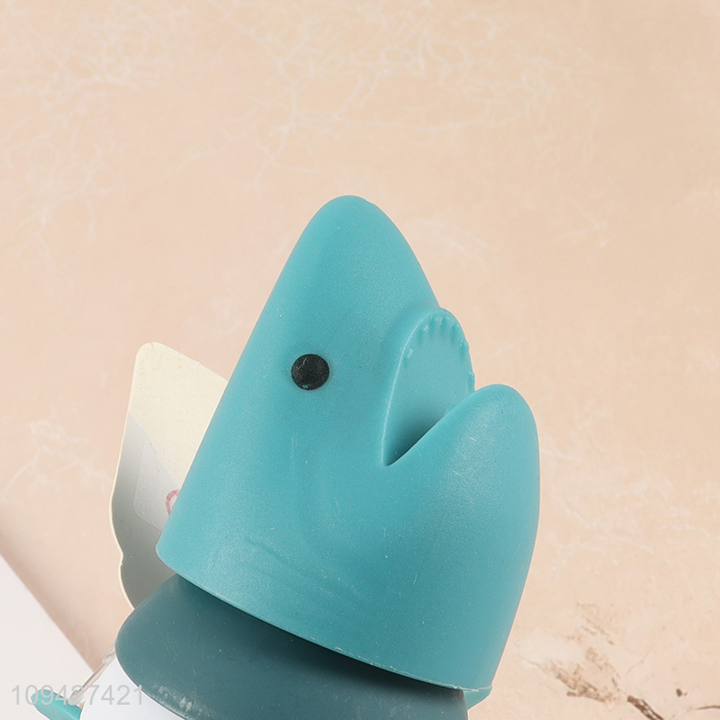 Yiwu market tpr shark wiggly sensory fidget toy