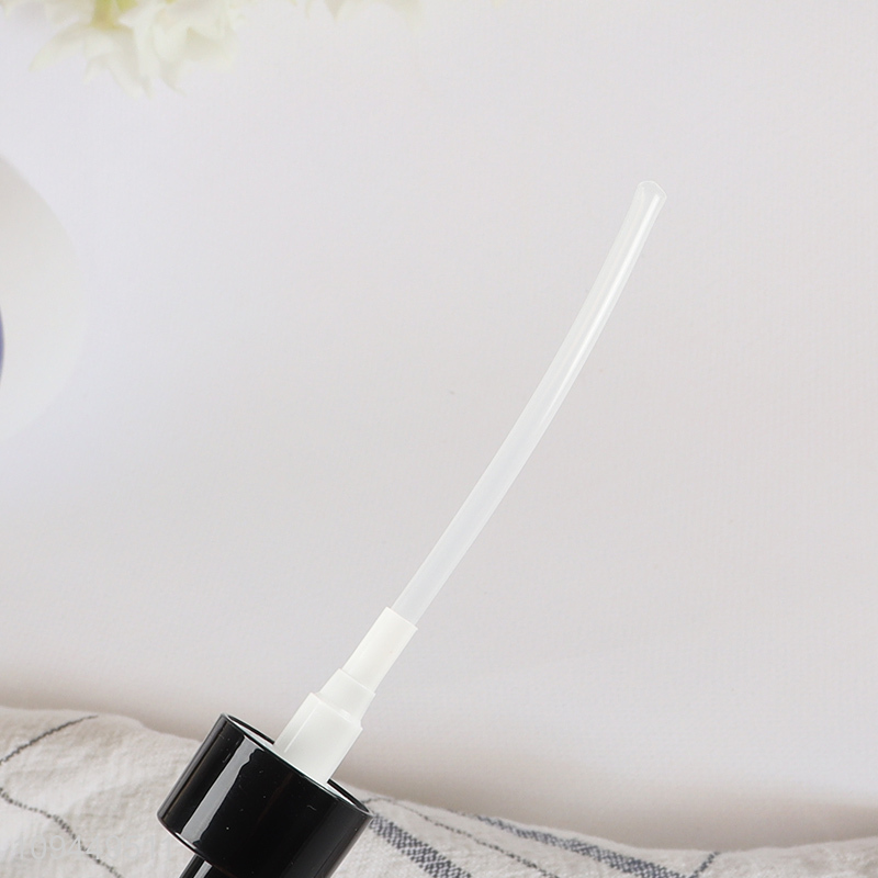 China wholesale simple bathroom liquid soap dispenser