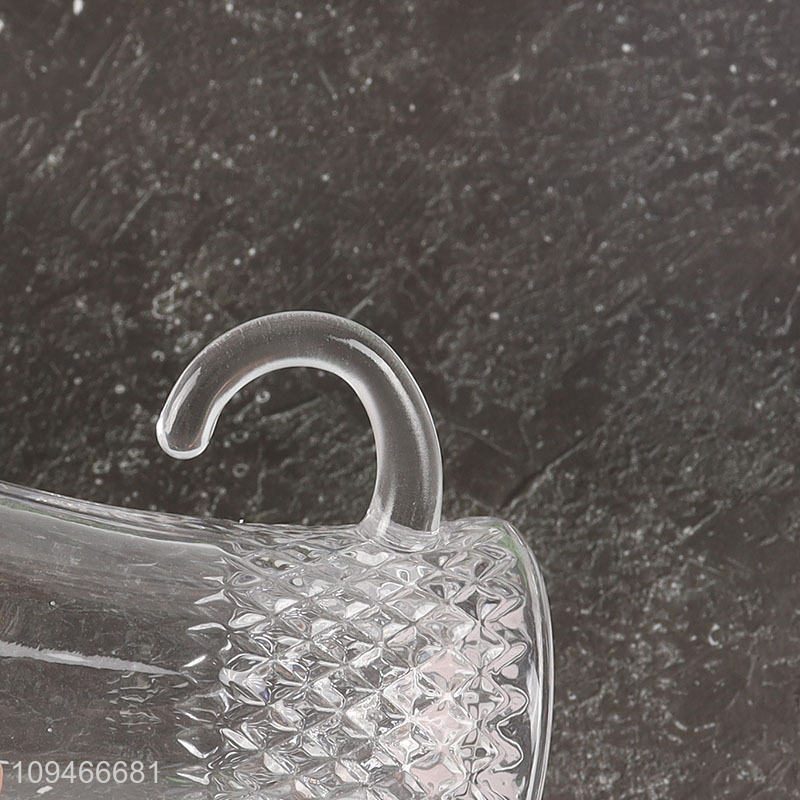 Yiwu market  embossed glass beer cup drinking cup