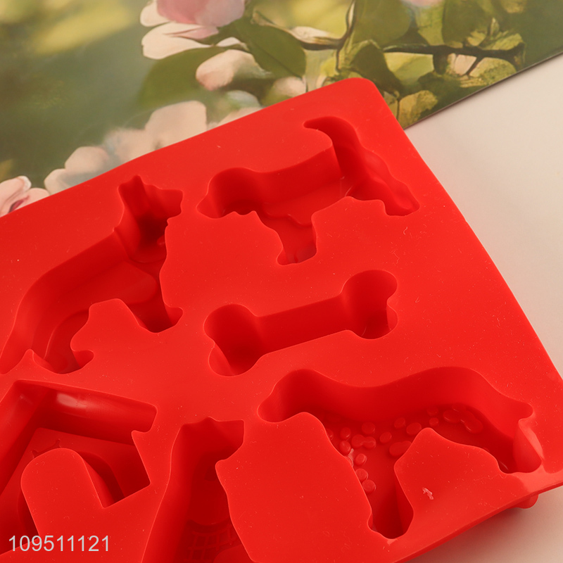 China products cartoon silicone cake mold for sale