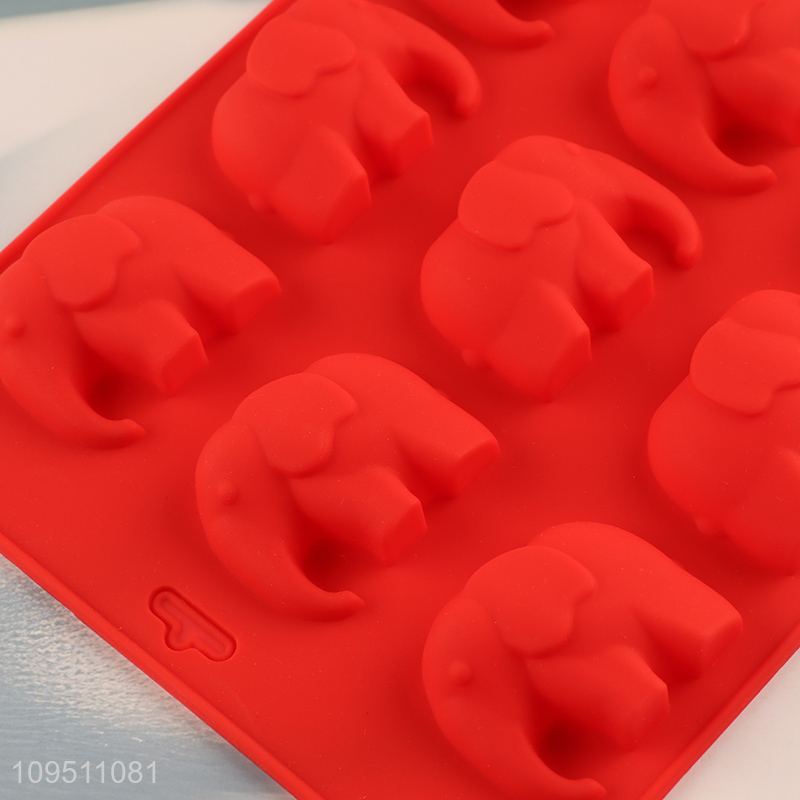 China wholesale elephant shape silicone cake mold