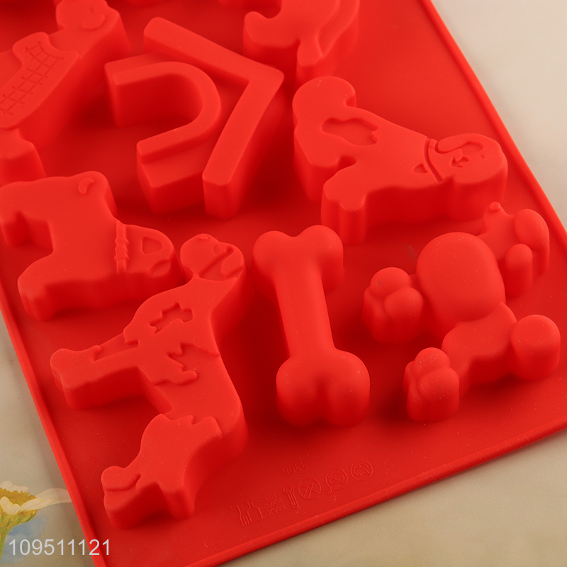 China products cartoon silicone cake mold for sale